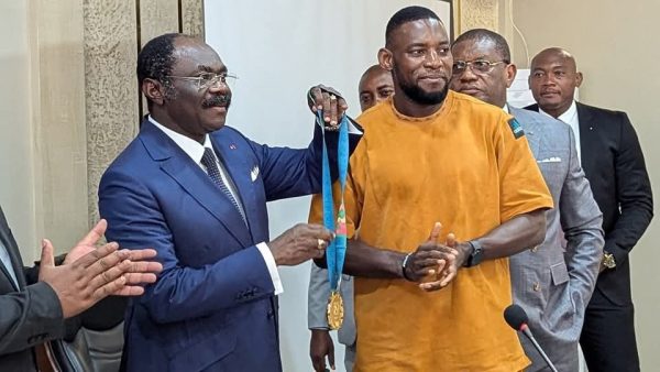 The Champion and gold medalist Emmanuel ESEME ALOBWEDE received by Minsep.